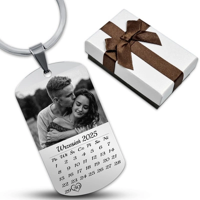 Brelok do Kluczy Kalendarz GRAWER Prezent na Dzień Chłopaka Mężczyzny S1